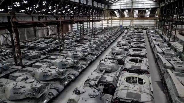 Оборону Харьковщины усилили танками Leopard 1A5 смотреть онлайн