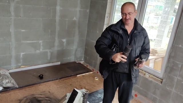 Строим дом. Часть 789. Установка кирпичика освещения печи