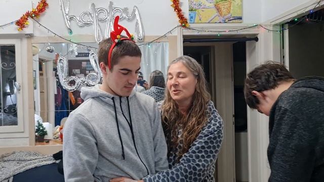 День рождения, 20 лет. смотреть онлайн