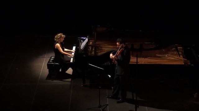 Alfred Schnitke - Tango in a Madhouse смотреть онлайн