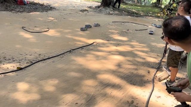 Simple rally RC cars tracks building in minutes смотреть онлайн
