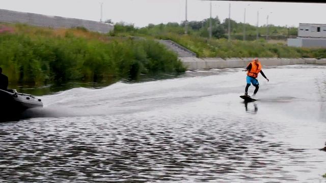 Admiral RIB 380. Wakeboard.