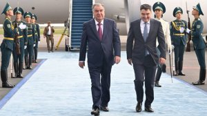 Президент Таджикистана Эмомали Рахмон прибыл в Астану