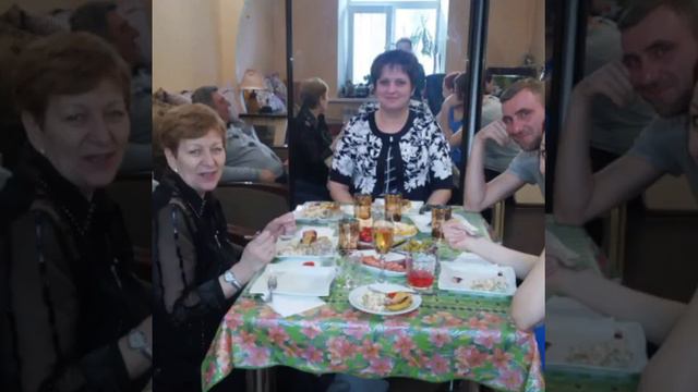 У Галины день рождения смотреть онлайн