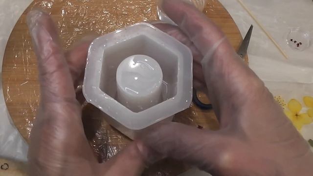 A beautiful Miniature sunflower epoxy resin jar смотреть онлайн