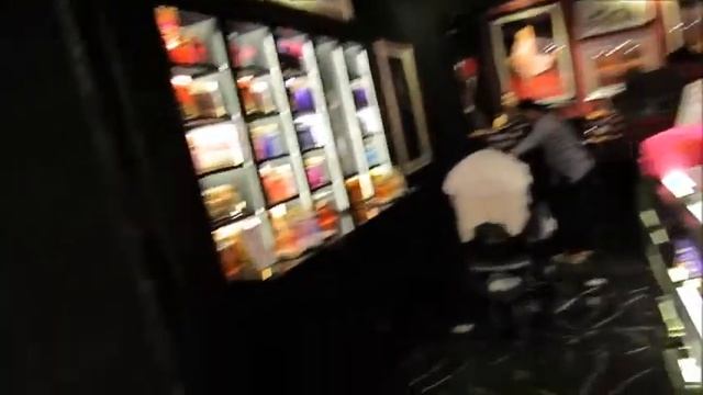 057 Пробежка по VICTORIA'S SECRET/МАГАЗИН ЖЕНСКОГО БЕЛЬЯ смотреть онлайн