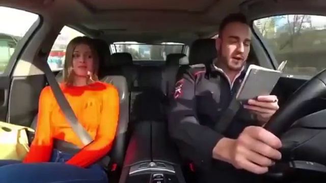 Гнида в камере завёлся