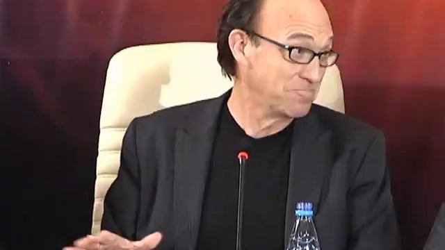 Чак Рассел в Алматы смотреть онлайн