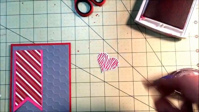 Groovy Bear Love Valentine's Day Card смотреть онлайн