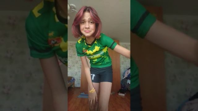 За какую футбольную команду болеешь? ⚽