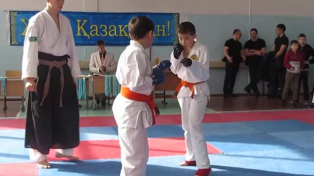 Салтаев Куаныш.чемпионат СКО по Мейбукан Годзю-рю карате-до 2016.Максимов Евгений смотреть онлайн