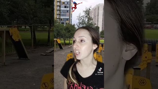 яжмать на площадке для выгула собак ( автор в описании) смотреть онлайн