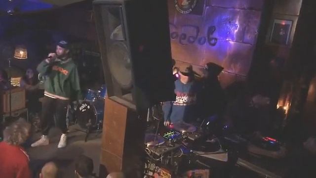 Дикий Ди, Джаз Ролла, DJ Original Dee, Masta Tros - фрагмент с тусы "Огонь Фанка 10 лет" смотреть онлайн