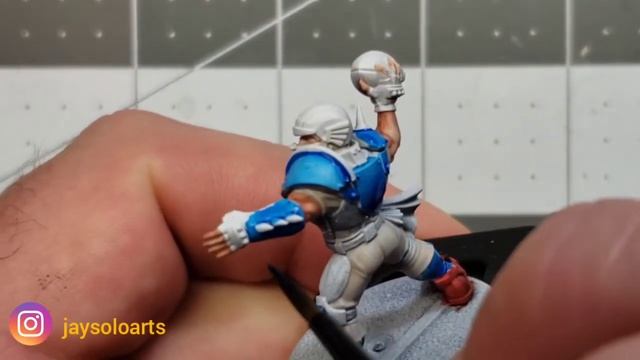 Citadel Contrast Paint Color Talassar Blue on a Reikland Reaver from Blood Bowl смотреть онлайн