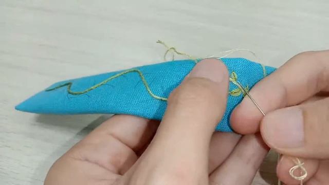 Вышиваю держатель для масок смотреть онлайн