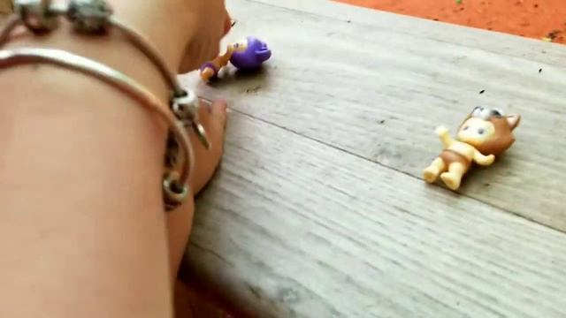 Игрушки и детские развлечения. Сюрпризы смотреть онлайн