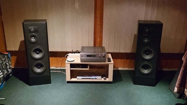 Колонки JBL LX66 и ТОПовый усилитель Yamaha DSP-A2070 часть 2 – любительский обзор от Макса смотреть онлайн