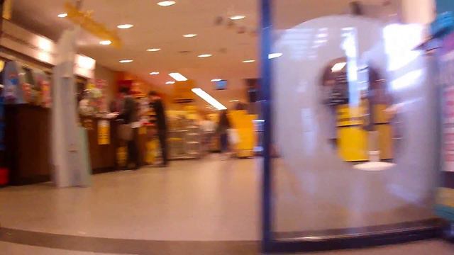 ritje naar deJumbo in de rolstoel смотреть онлайн