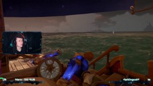 Лился сумрак голубой в паруса фрегата, провожала на разбой бабушка пирата