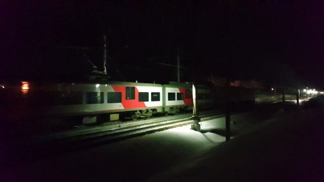 "ПОСАДКИ НЕТ!" ЭЛЕКТРОПОЕЗД ЭС2Г 024 031 СЛЕДУЕТ РЕЗЕРВОМ В МОСКВУ смотреть онлайн