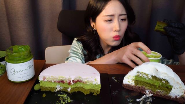 꾸덕 촉촉 오설록 녹차 치즈케이크 디저트 먹방 💚 녹차 스프레드에 아이스크림 녹차 라떼까지 GREEN FOOD CAKE DESSERT ASMR MUKBANG
