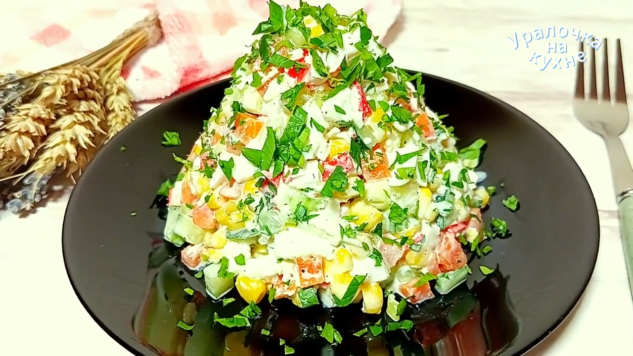 КРАБОВЫЙ САЛАТ. Как приготовить вкусный салат с крабовыми палочками. Простой рецепт! смотреть онлайн