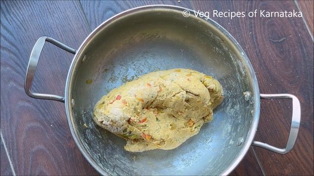 (ಹೊಸರೀತಿ ಪರೋಟ ತಿಂತಾ ಇದ್ರೆ ಪ್ರಪಂಚನೇ ಮರೀತೀರಾ) Onion tomato paratha | Masala parota recipe Kannada смотреть онлайн