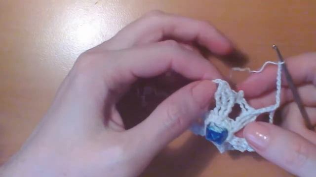 Ажурная снежинка крючком (с вытянутыми петельками) смотреть онлайн