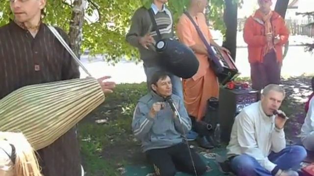 Харинама Гиридхари дас Парк смотреть онлайн