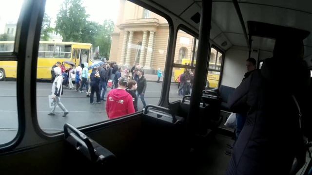 По салону №18: Автобус Альтерна-4216 | SPbTransportFest 2019 смотреть онлайн