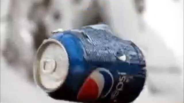 Разрыв двух яиц. Замедленная съемка смотреть онлайн