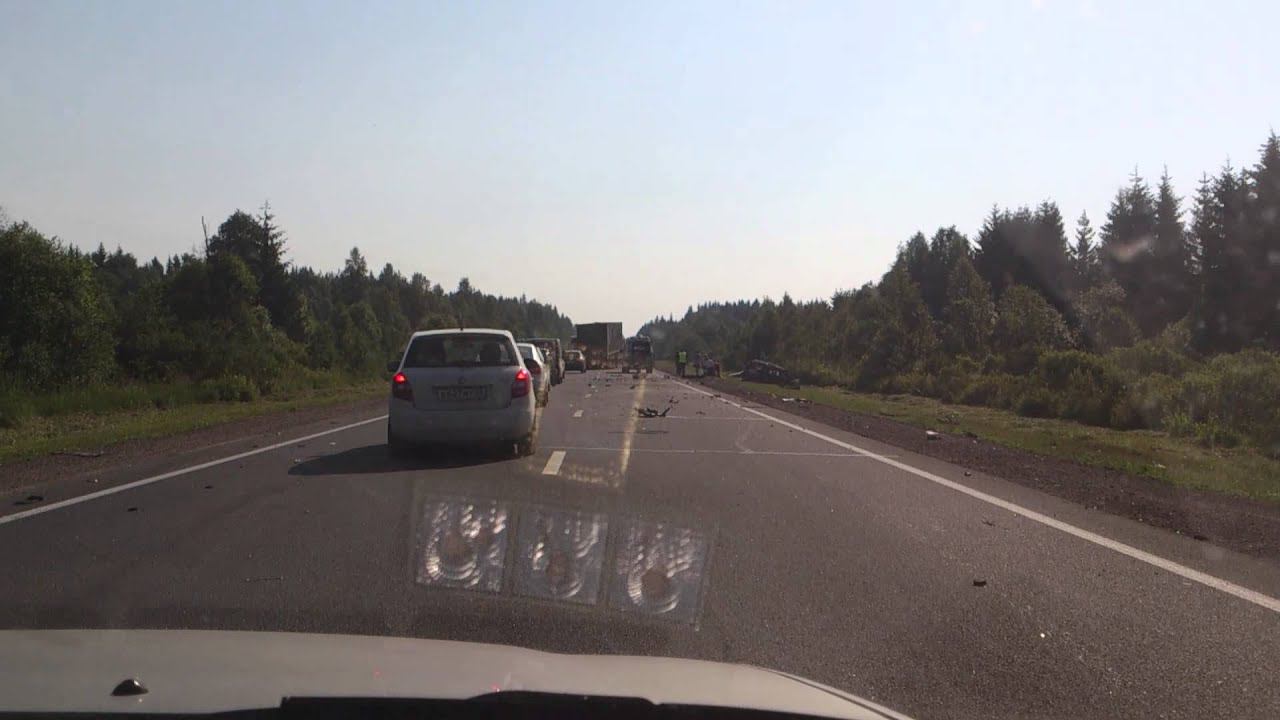 Авария на трассе А114. 1_2 смотреть онлайн