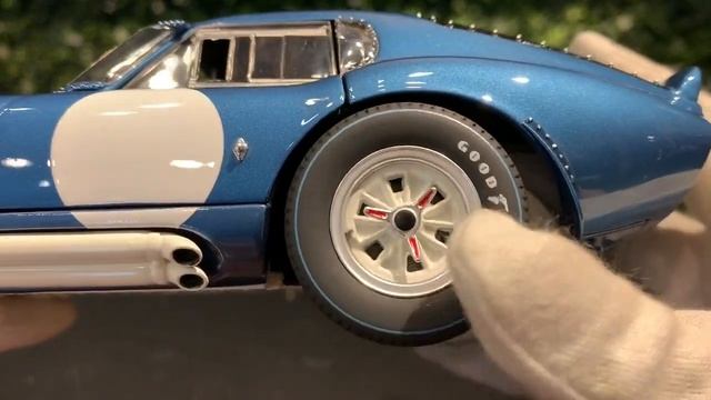 1/18 Exoto Cobra Daytona Signatures Edition RLG18016C