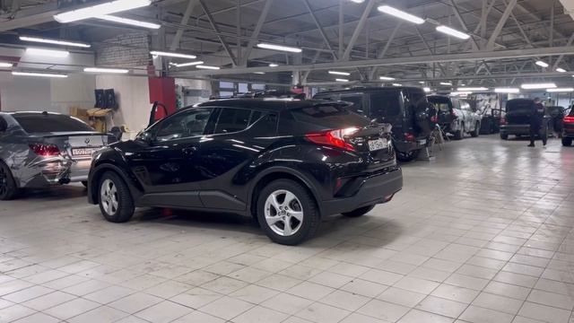 Toyota CH-R установка сигнализации смотреть онлайн