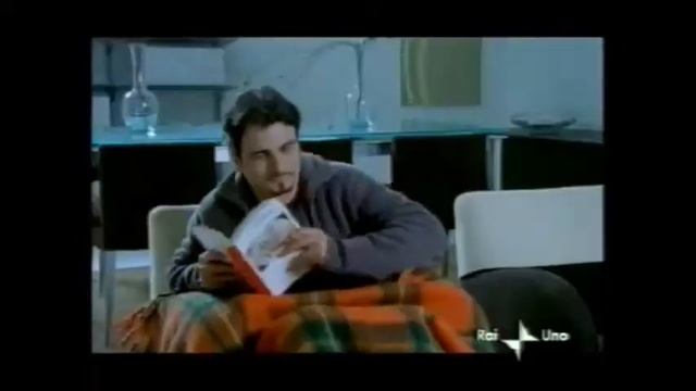 Spot PCM: "Istruzioni sull'Euro" (2001) смотреть онлайн