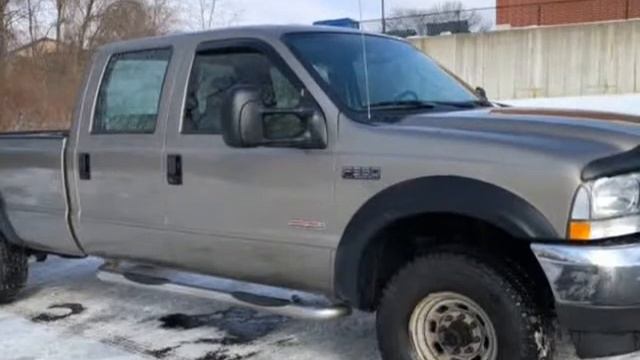 2004 *Ford F350* *DIESEL POWERSTROKE* 4X4 CREW CAB 6 SPEED MANUAL LONG BED WE FINANCE (Akron, Ohio) смотреть онлайн