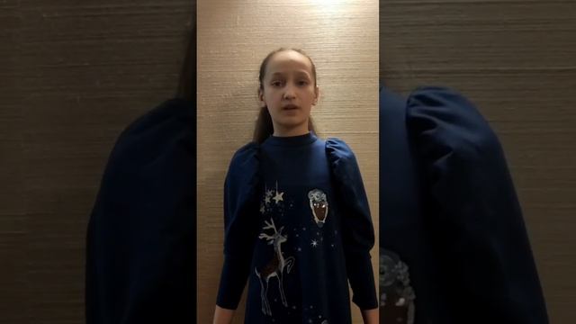 Лисовская Вероника "Россия начиналась не с меча" (Э. Асадов) смотреть онлайн