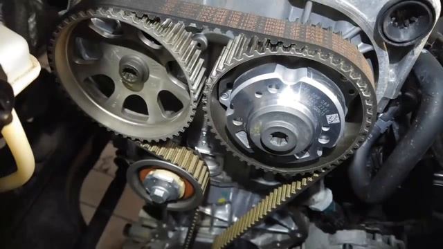 Vw Polo/Up 1.0 MPi wymiana paska rozrządu Silnik CHYB TIMING BELT REPLACEMENT смотреть онлайн
