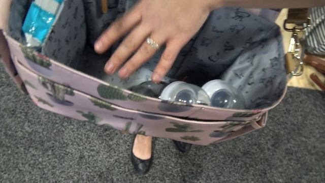 TWELVElittle On-the-Go Stroller Caddy Review - Babylist смотреть онлайн