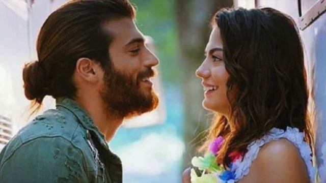 Can left a reaction broadcast to the presenter who published Demet's statement. смотреть онлайн