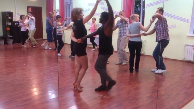 Йопи, Сальса Касино (начально-средняя группа) в Mambo GROUP смотреть онлайн