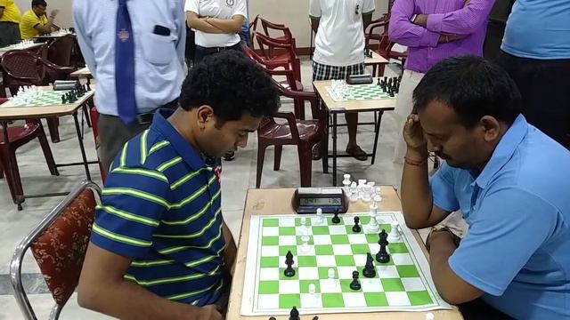 GM Deep Sengupta halted Saravana Krishnan's Championship hopes | National Rapid Chess 2017 смотреть онлайн