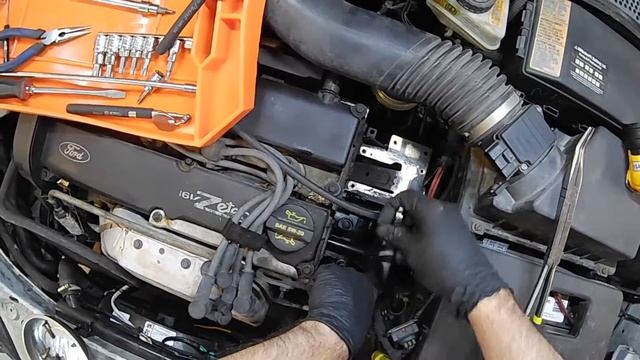 How to Install a Thermostat Housing on a 2004 Ford Focus - How-To Guide - Pasty-T Garage смотреть онлайн