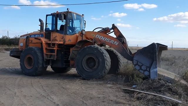 Фронтальный погрузчик Doosan DL400