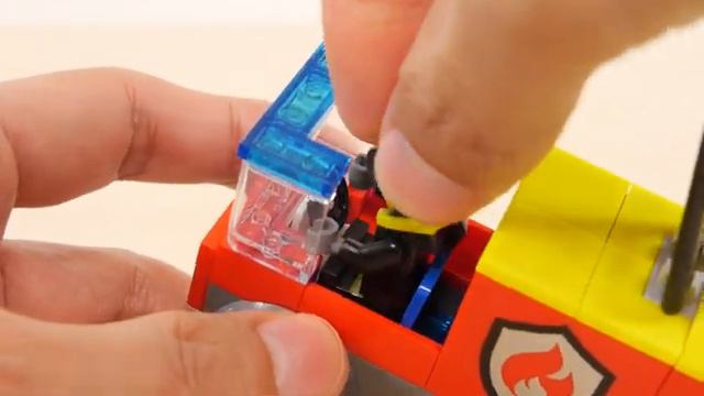 レゴ シティ 警察署 消防署 救急 3セット 4+ 60370 60375 60382 ／ LEGO City 4+ 3sets Review смотреть онлайн
