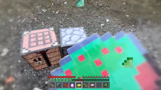 Minecraft in Real Life POV CRAFTING PURPLE GUN in Realistic Minecraft vs Real Life POV 創世神第一人稱真人版 смотреть онлайн