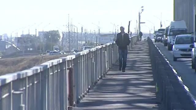 Подрядная организация приступает ко второму этапу ремонта Старого моста смотреть онлайн