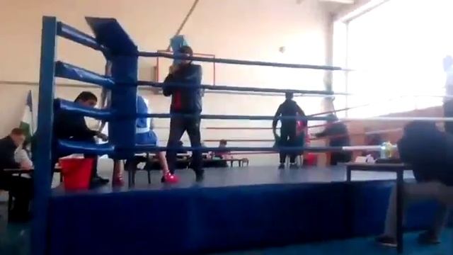 Бокс Арсен Кауфов тренер Баксанов Нурмухамед и Батырдогов Рамазан смотреть онлайн