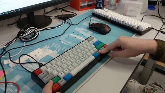 Vortex Tab 60, свап клавиши fn с caps lock смотреть онлайн