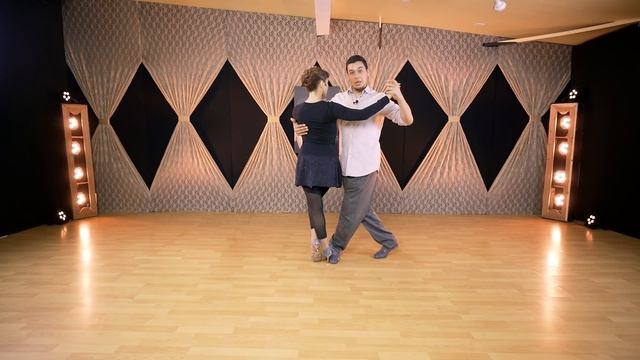 ?? PASOS DE TANGO: El Sandwich - (Sanguchito) -Tecnica y consejos смотреть онлайн